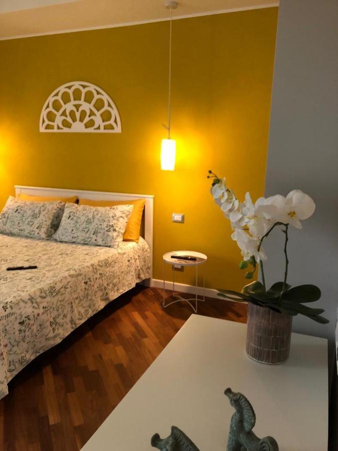 Faro Sul Mare Luxury Apartment - Zona Fiera Бари Экстерьер фото