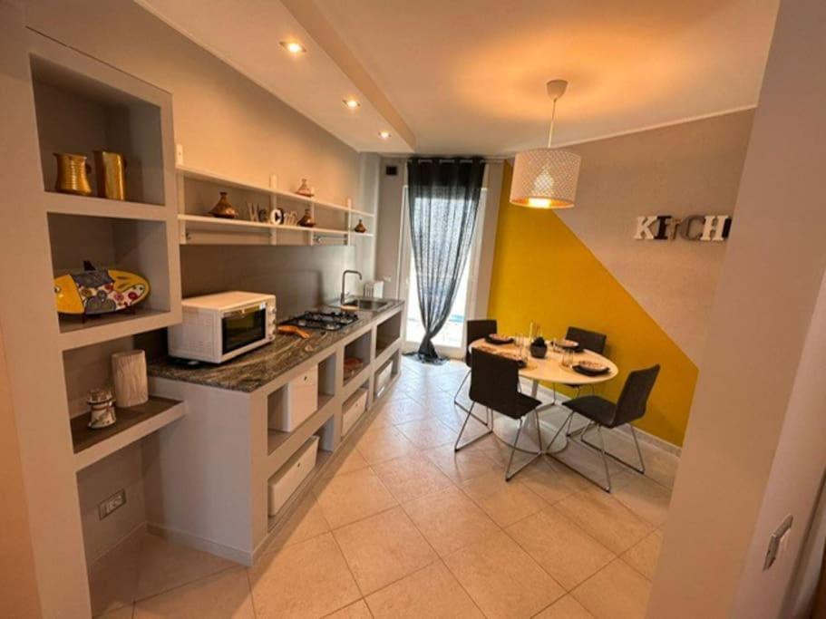 Faro Sul Mare Luxury Apartment - Zona Fiera Бари Экстерьер фото