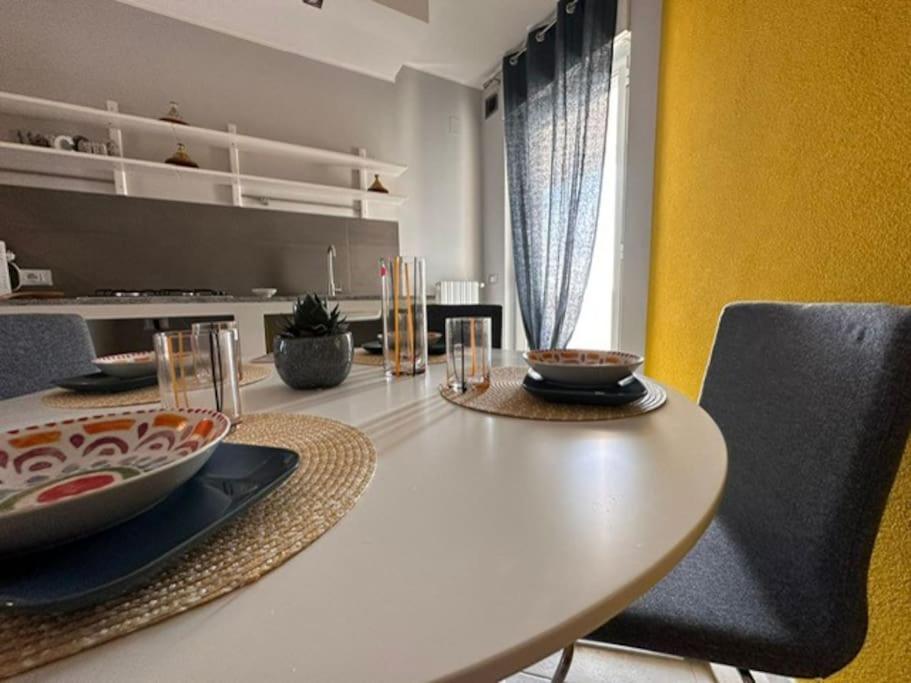 Faro Sul Mare Luxury Apartment - Zona Fiera Бари Экстерьер фото